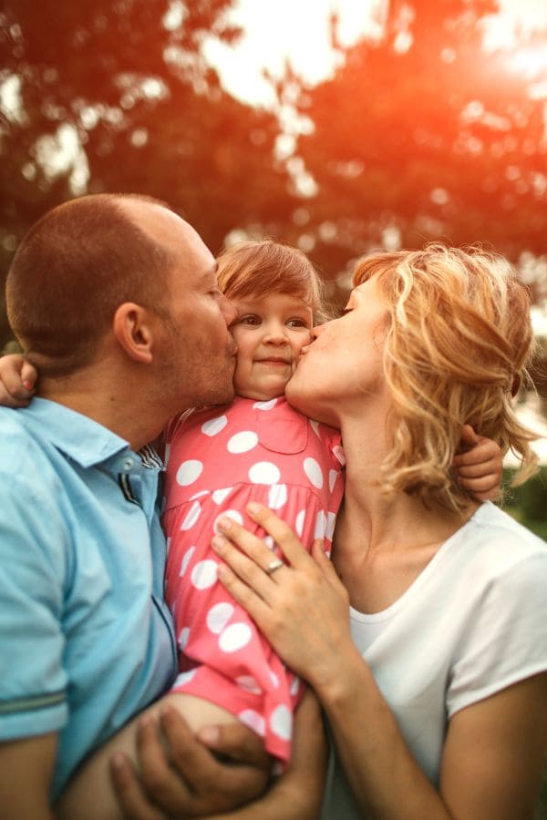 الحب غير المشروط داخل الأسرة وأثره العميق